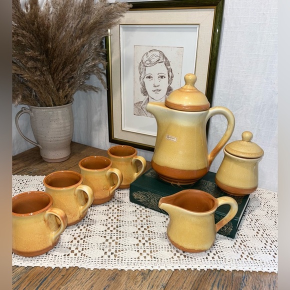 💛 VINTAGE BEAUCE CERAMIC SET – MUSTARD GLAZE – 7 PCS - Picture 9 of 9